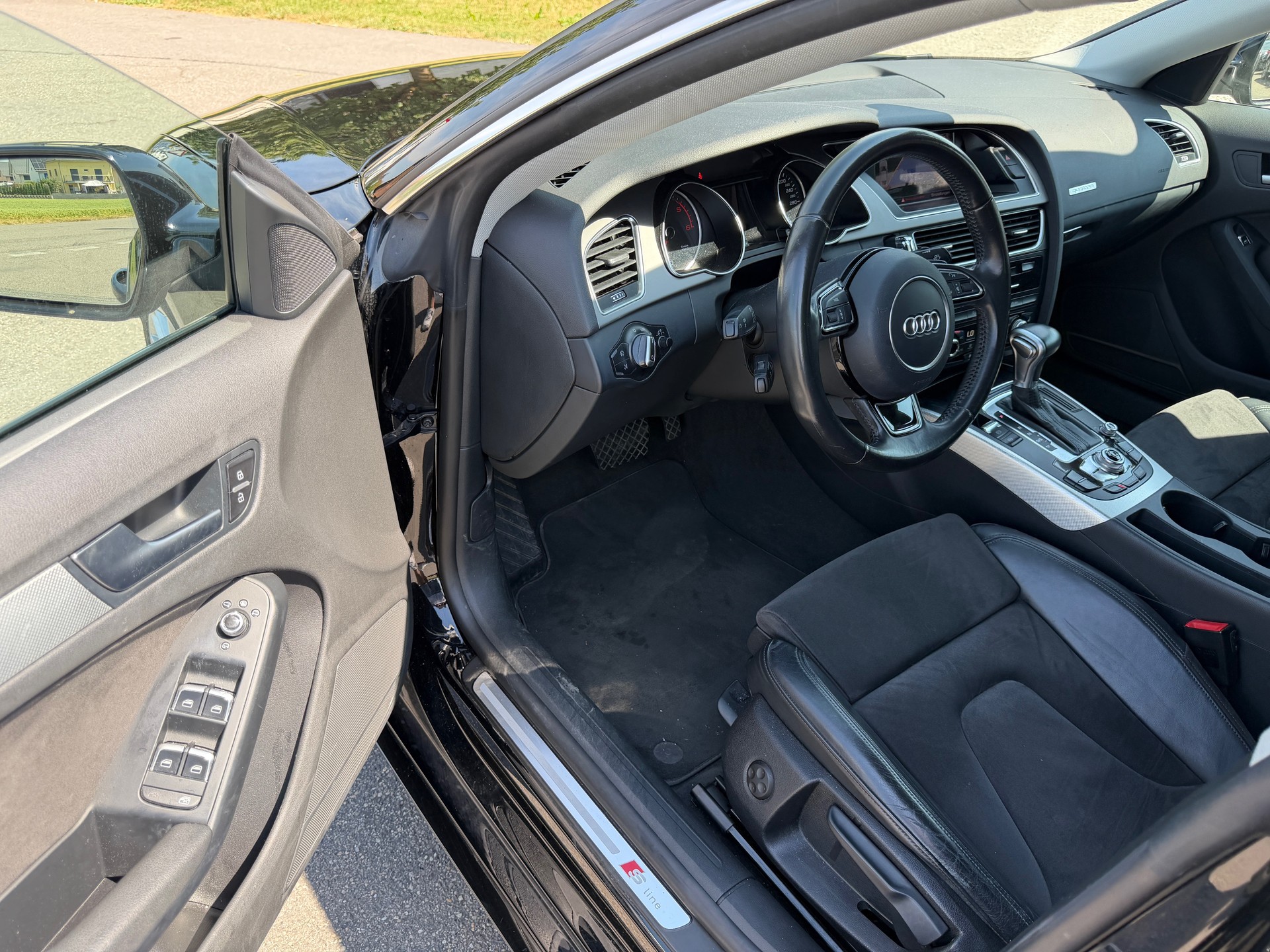 AUDI A5 Sportback 2.0 TDI quattro S-tronic-image-7