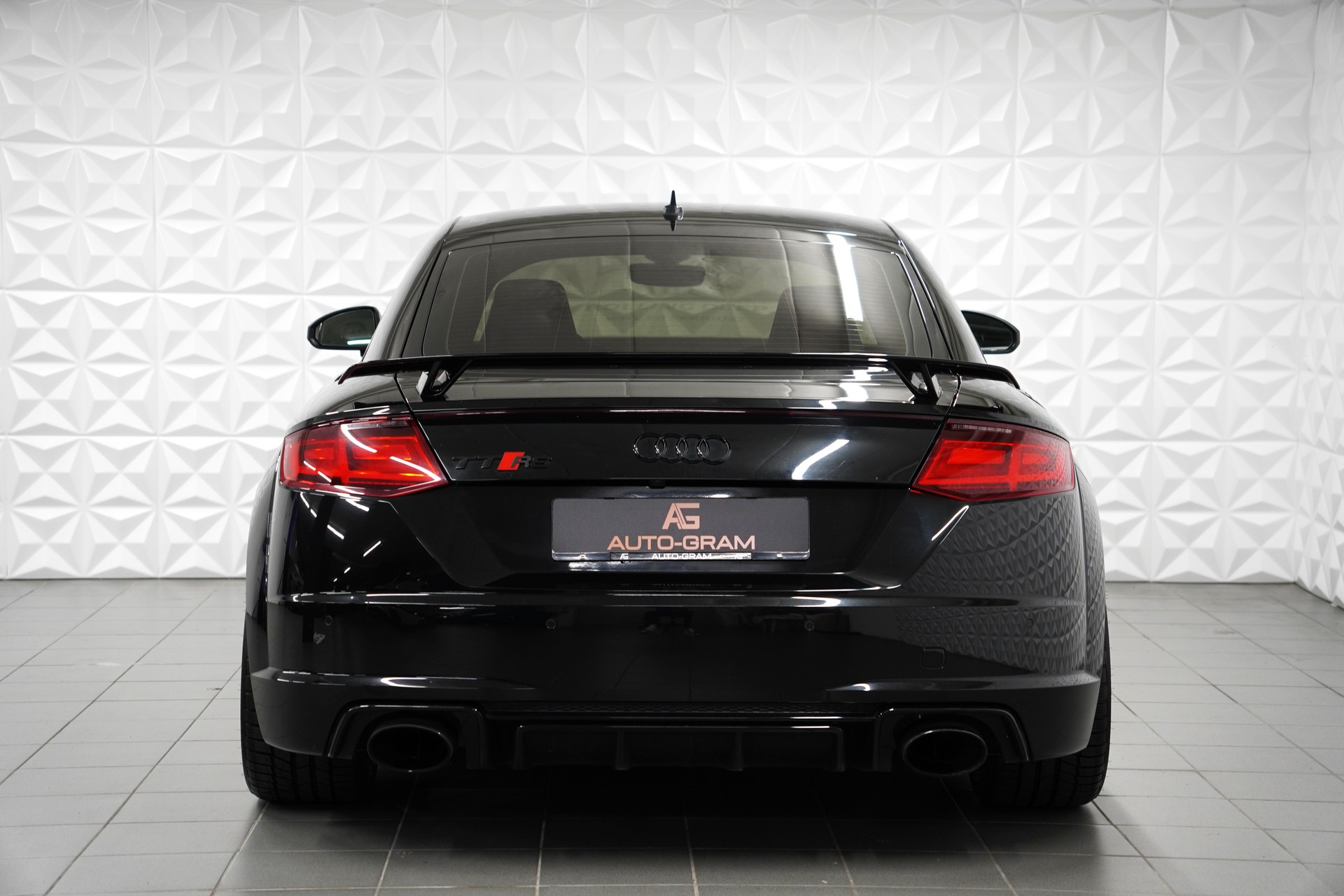 AUDI TT RS Coupé 2.5 TFSI quattro S-tronic-image-3