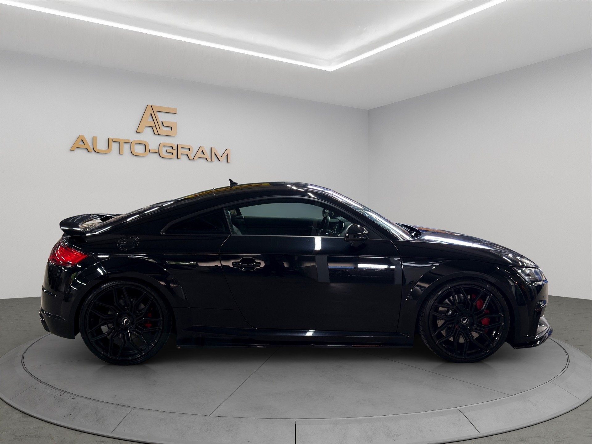 AUDI TT RS Coupé 2.5 TFSI quattro S-tronic-image-6