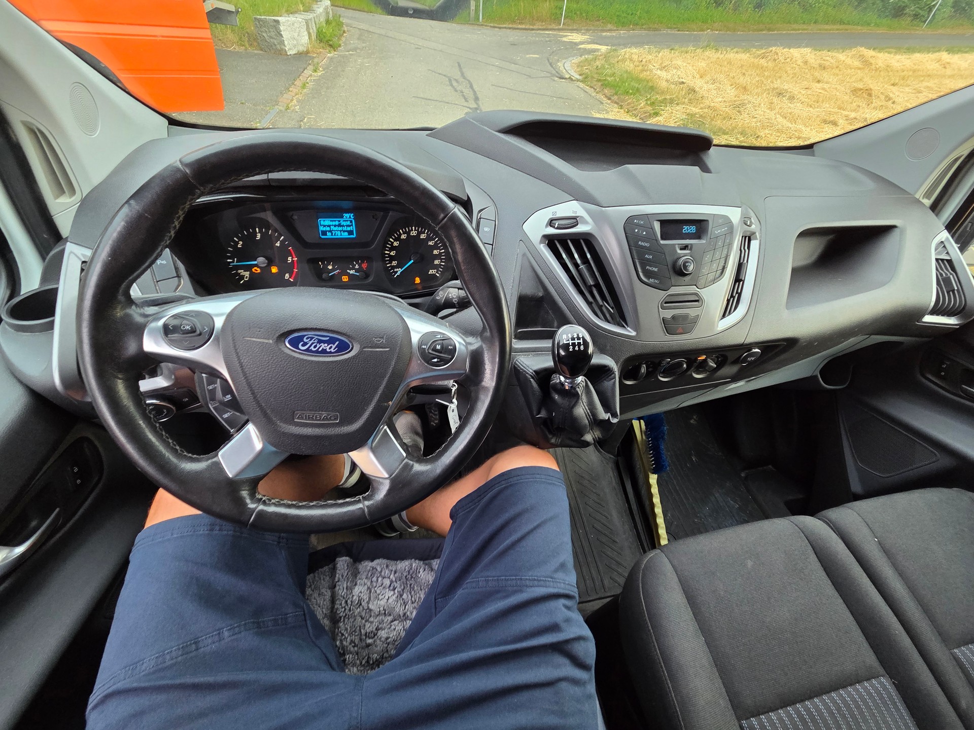 FORD Transit Custom Van 270 L1H1 Trend-image-6