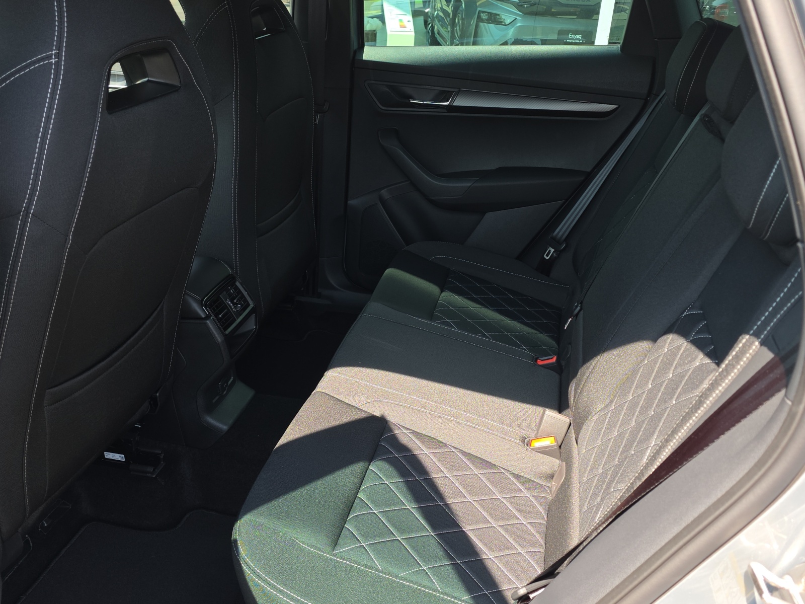 SKODA Karoq 2.0 TSI SportLine 4x4 DSG-image-7