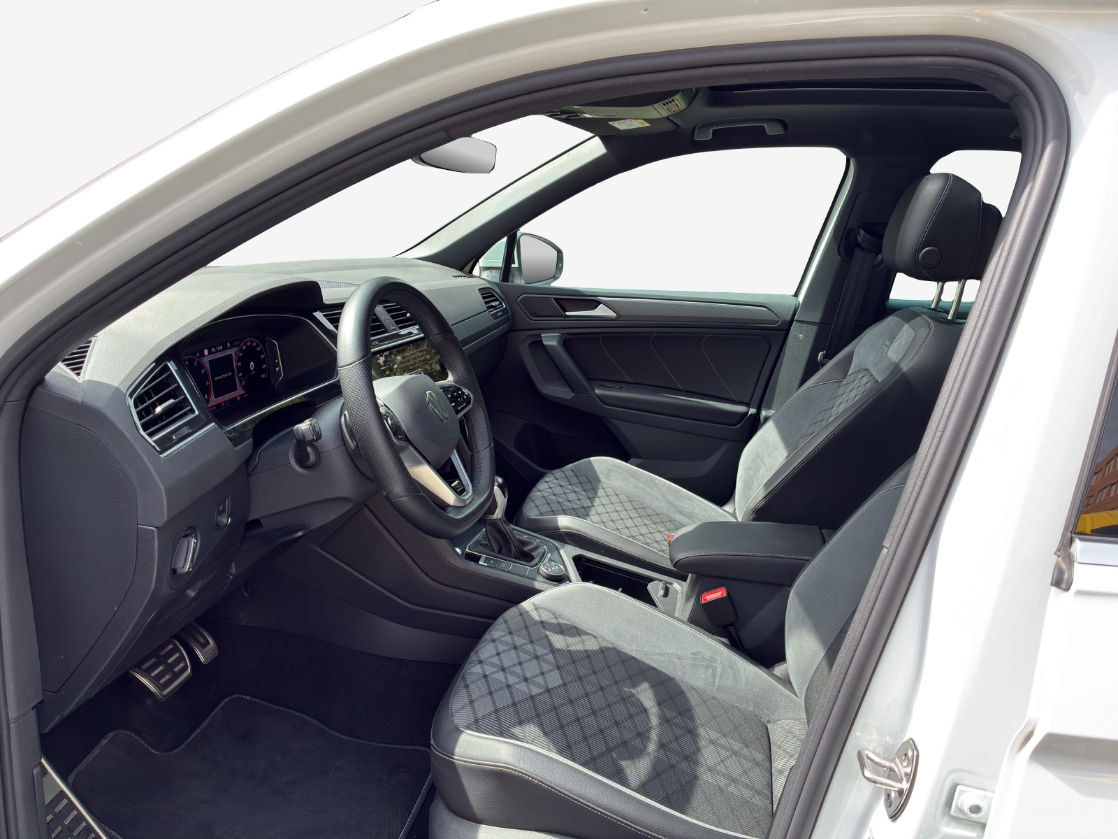 VW Tiguan 2.0TSI R-Line 4Motion DSG-image-7