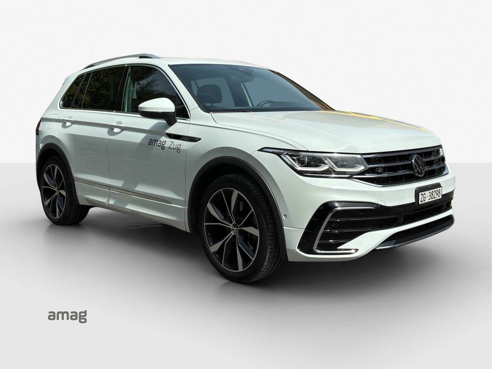VW Tiguan 2.0TSI R-Line 4Motion DSG-image-5