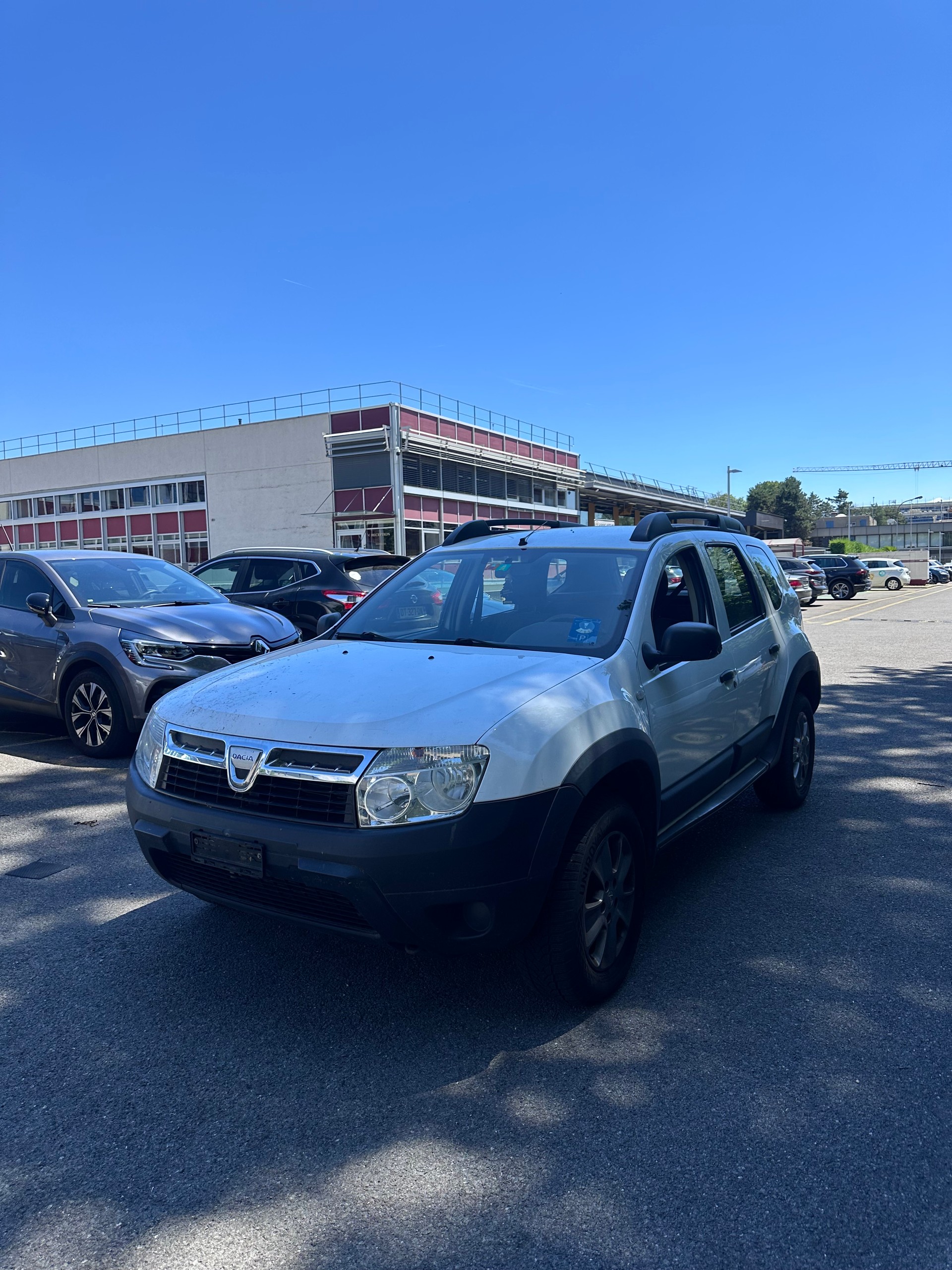 DACIA Duster 1.6 Ambiance 4x2-image-0