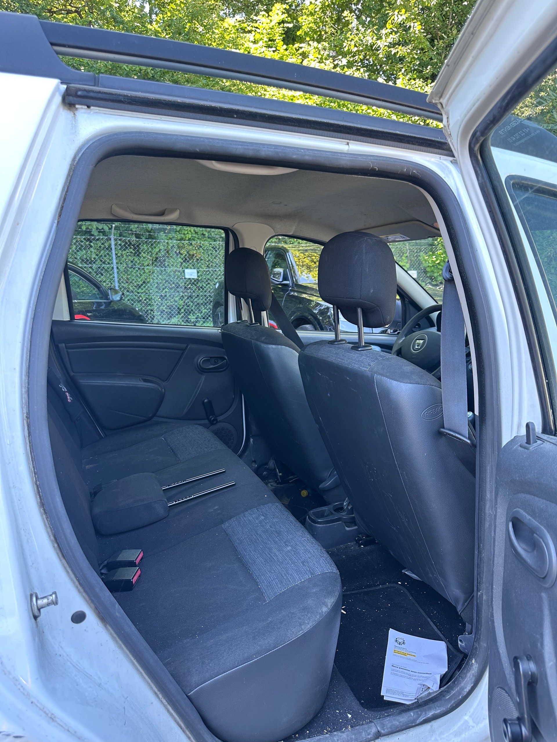 DACIA Duster 1.6 Ambiance 4x2-image-6
