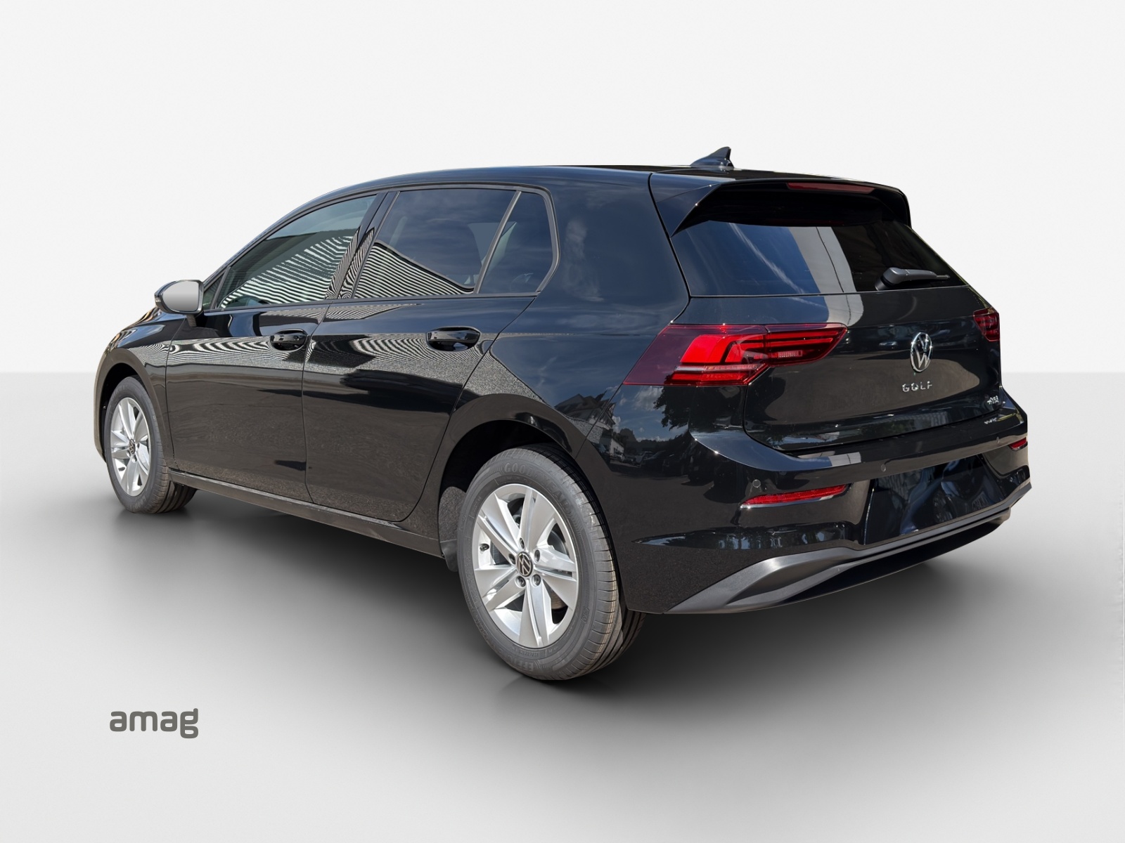 VW Golf 1.5 e TSI mHEV Value DSG-image-2