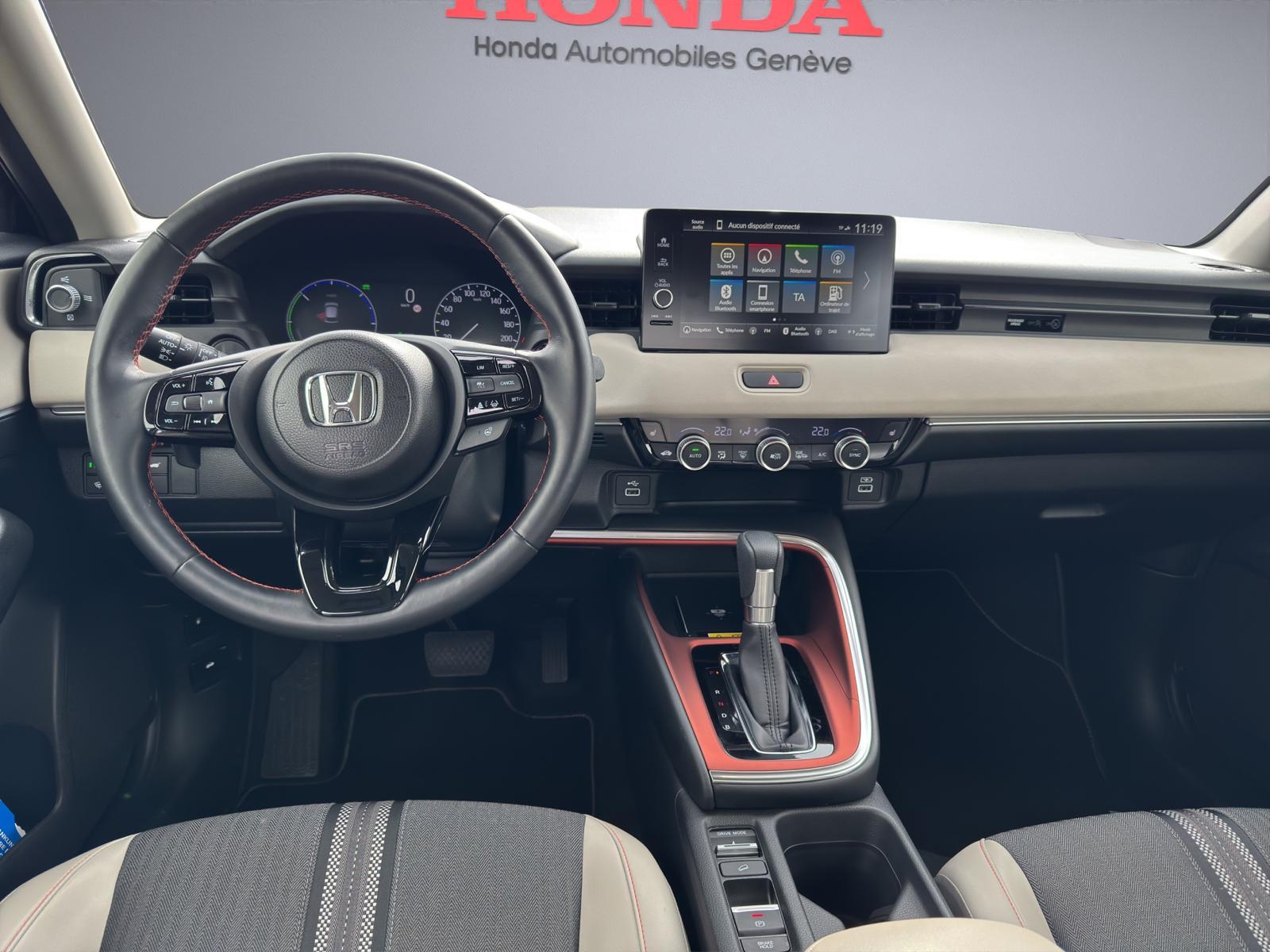 HONDA HR-V 1.5 i-MMD Advance Style-image-16