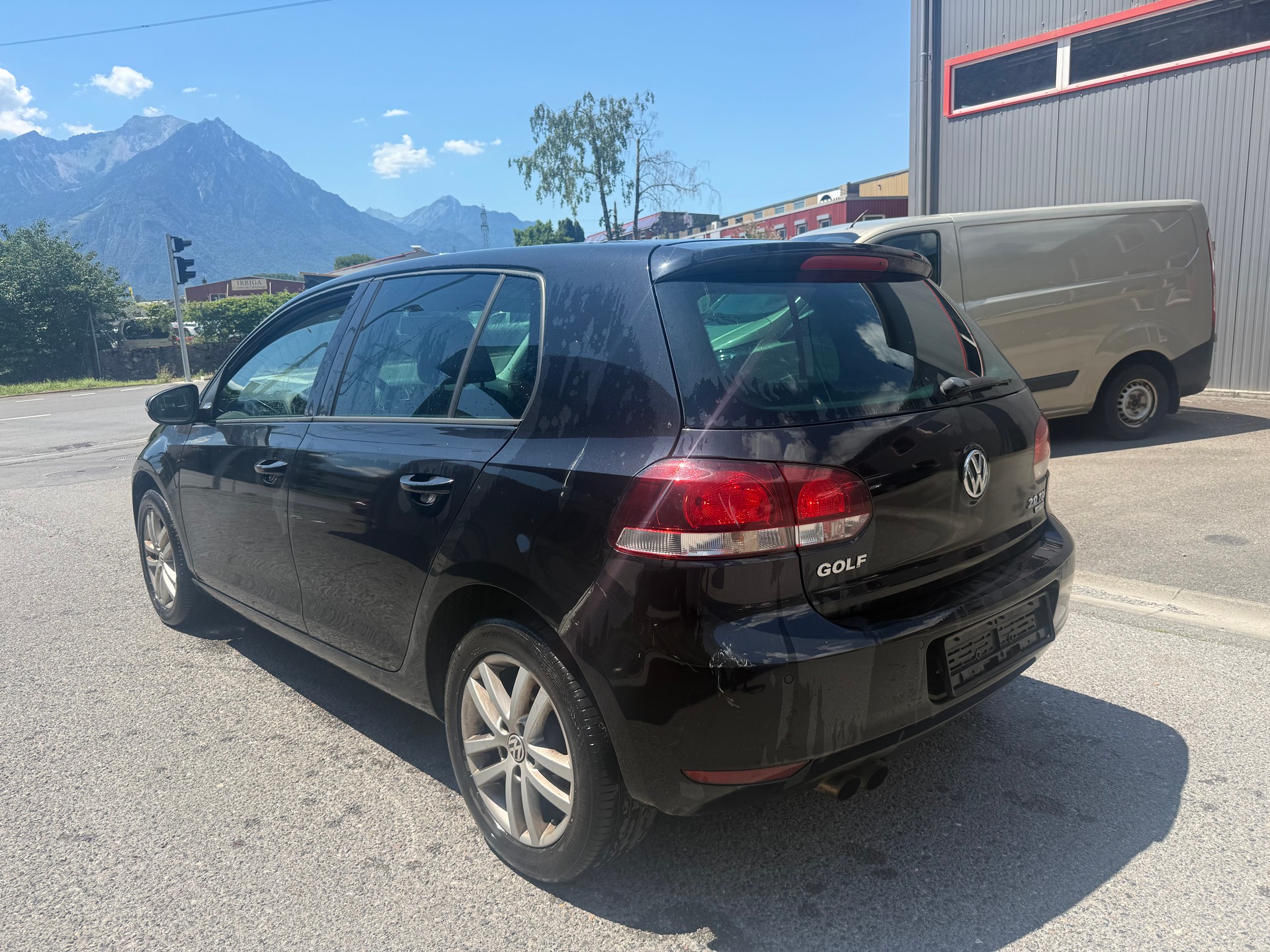 VW Golf 2.0 TDI Comfortline 4Motion-image-2