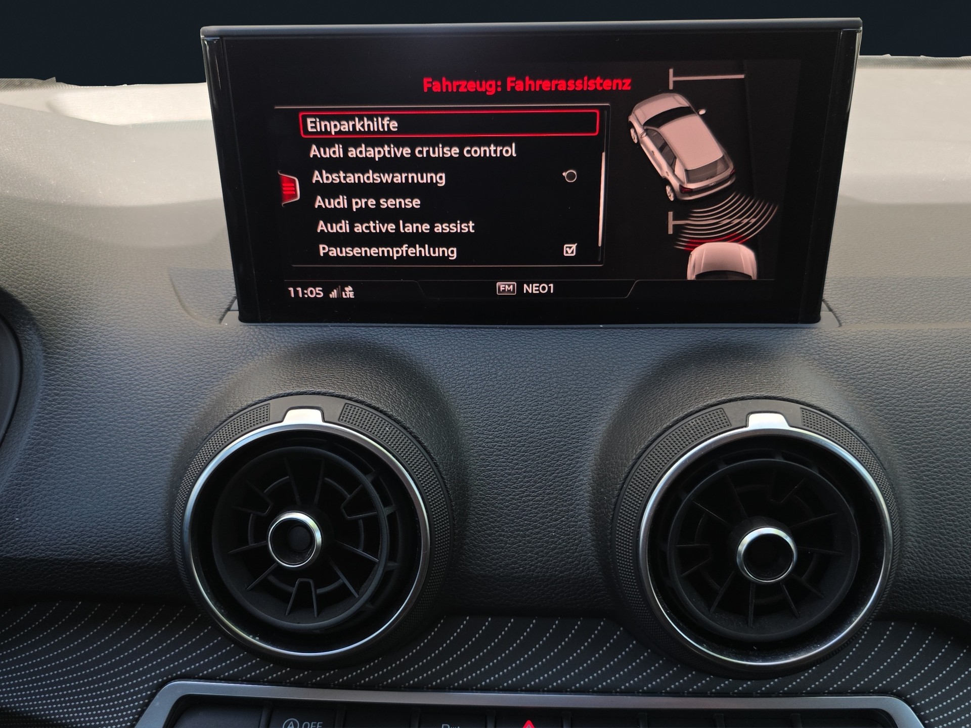 AUDI Q2 35 TFSI Sport-image-13