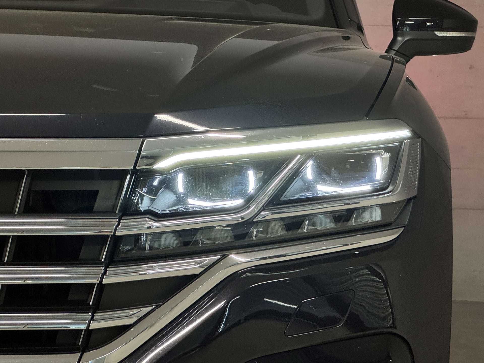 VW Touareg 3.0 TSI R-Line Tiptronic-image-5