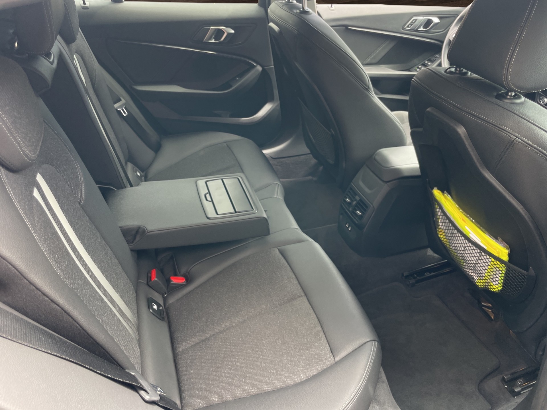 BMW 118i Steptronic Sport Line-image-13