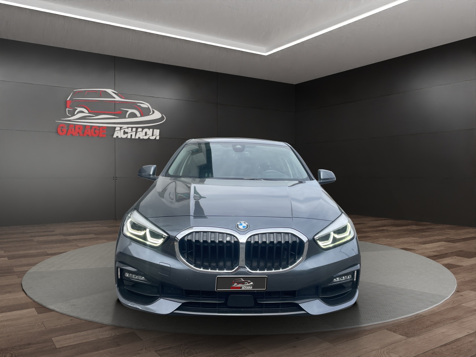 BMW 118i Steptronic Sport Line-image-0