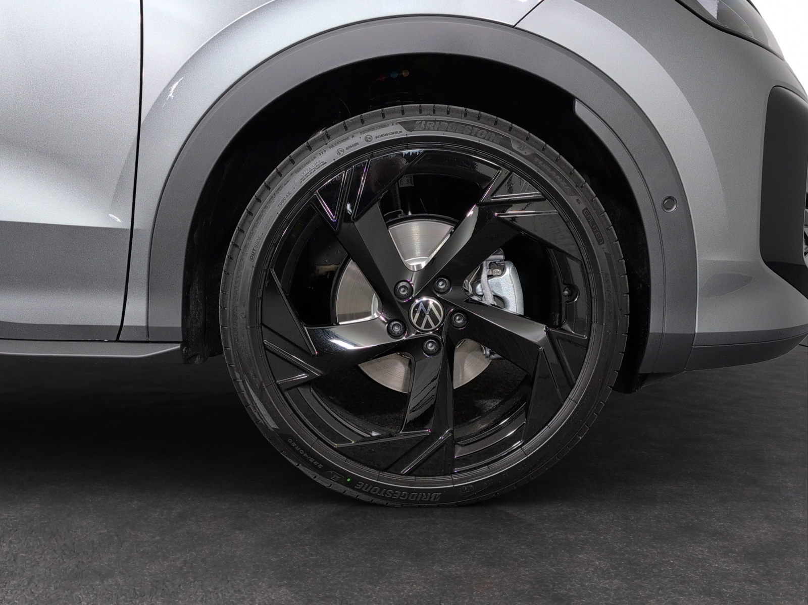 VW T-Roc 1.5 eTSI mHEV R-Line DSG-image-4