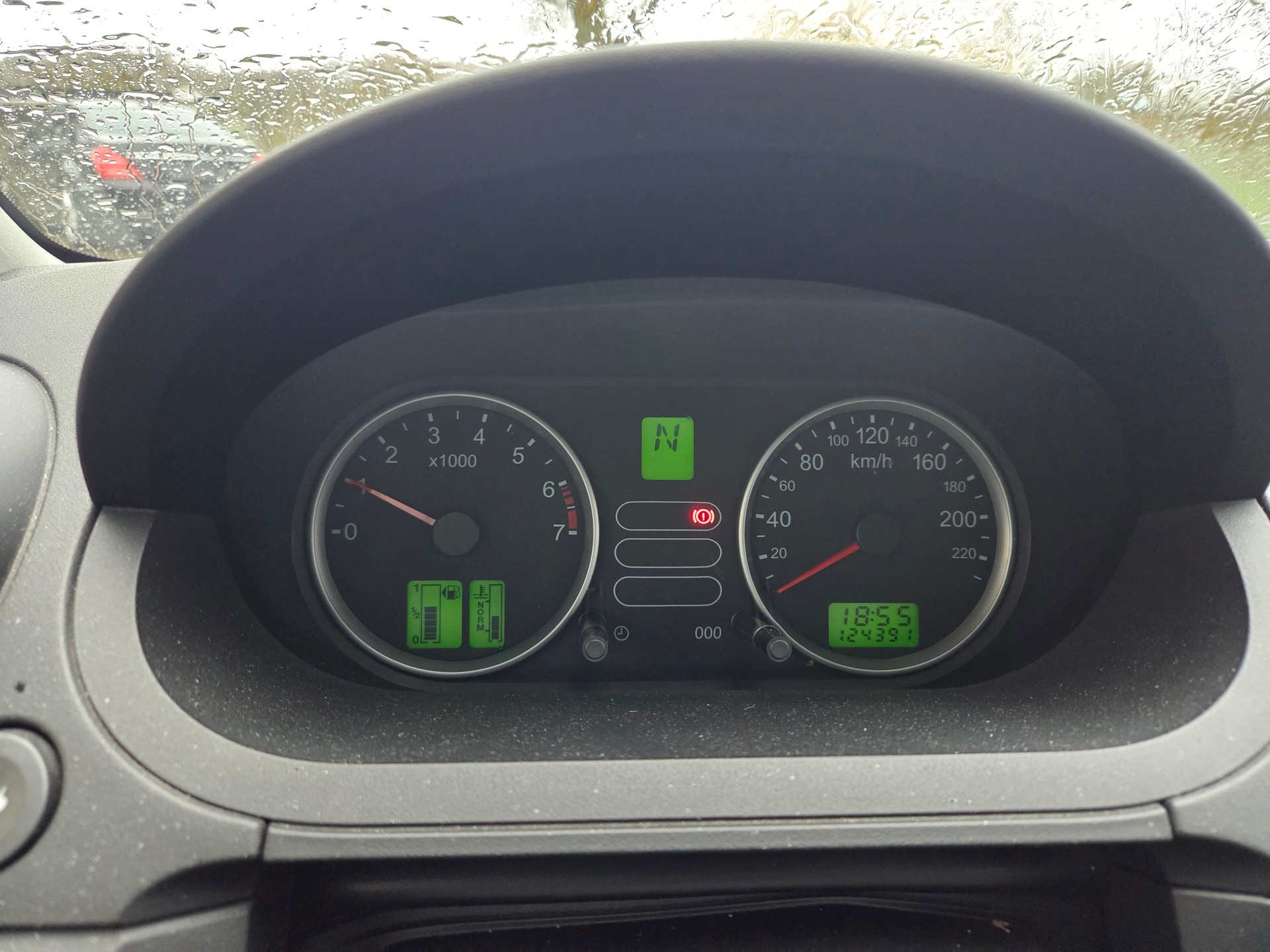 FORD FIESTA-image-7