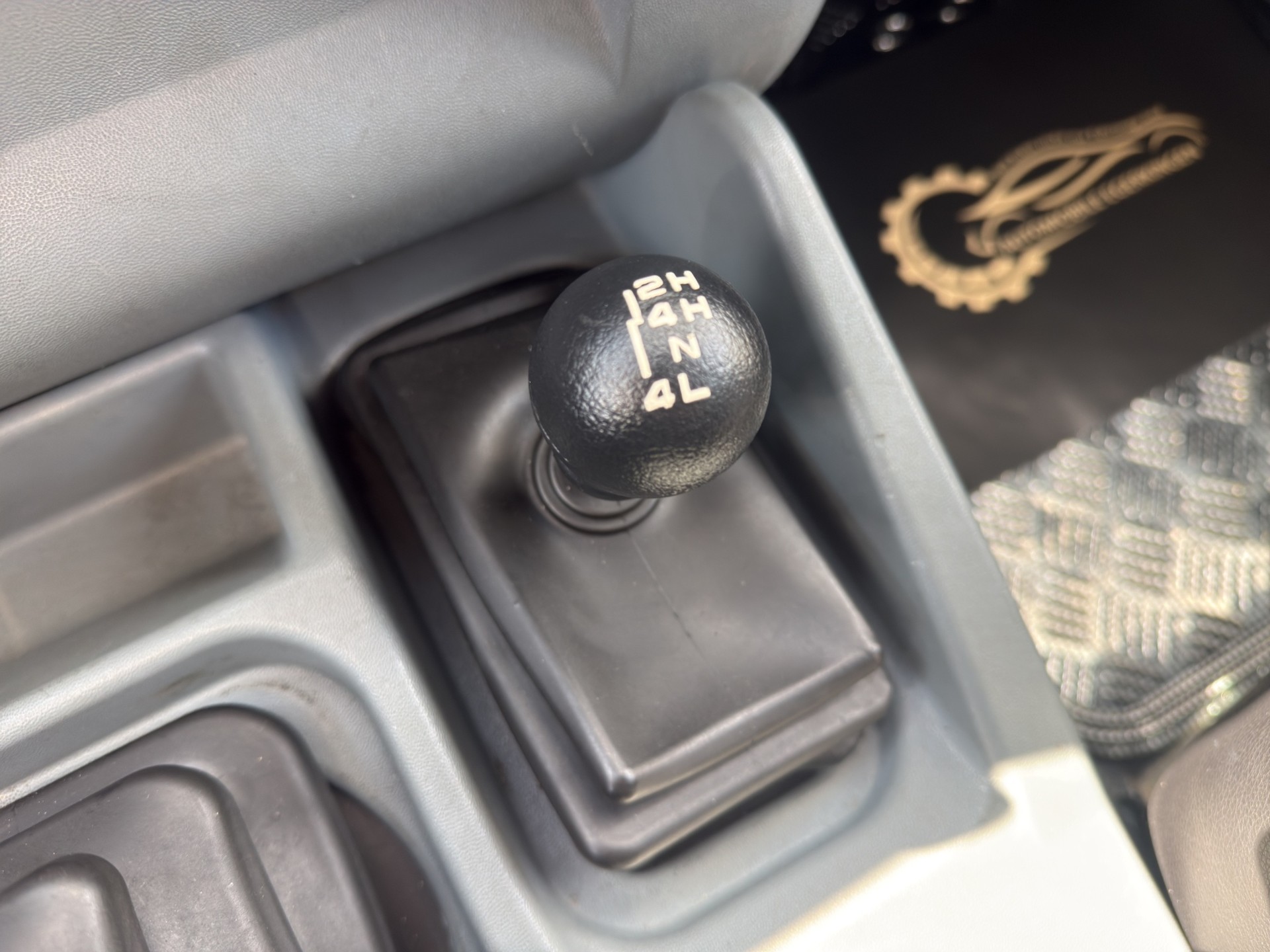 IVECO Massif 25S18-image-17