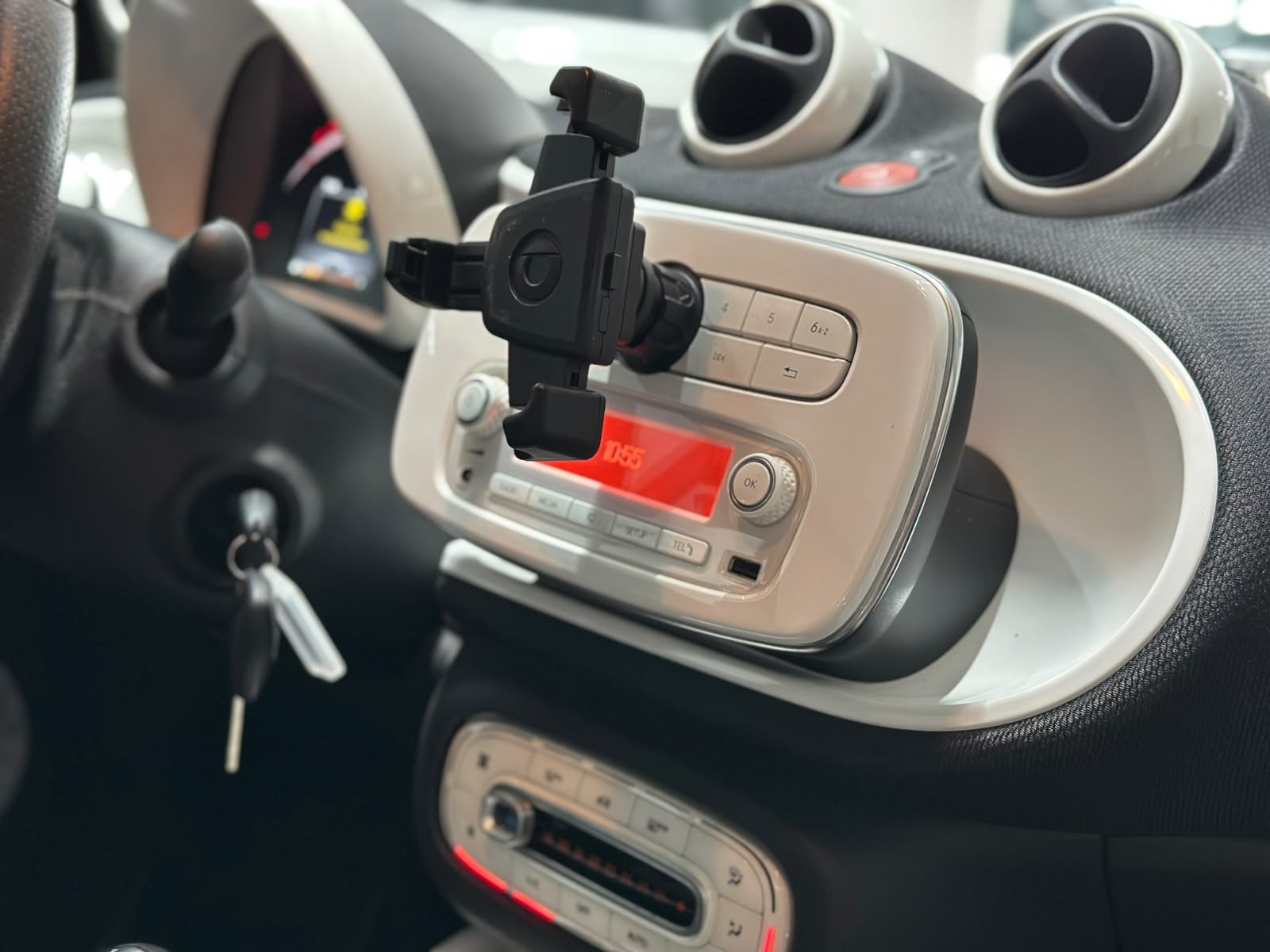 SMART fortwo-image-12