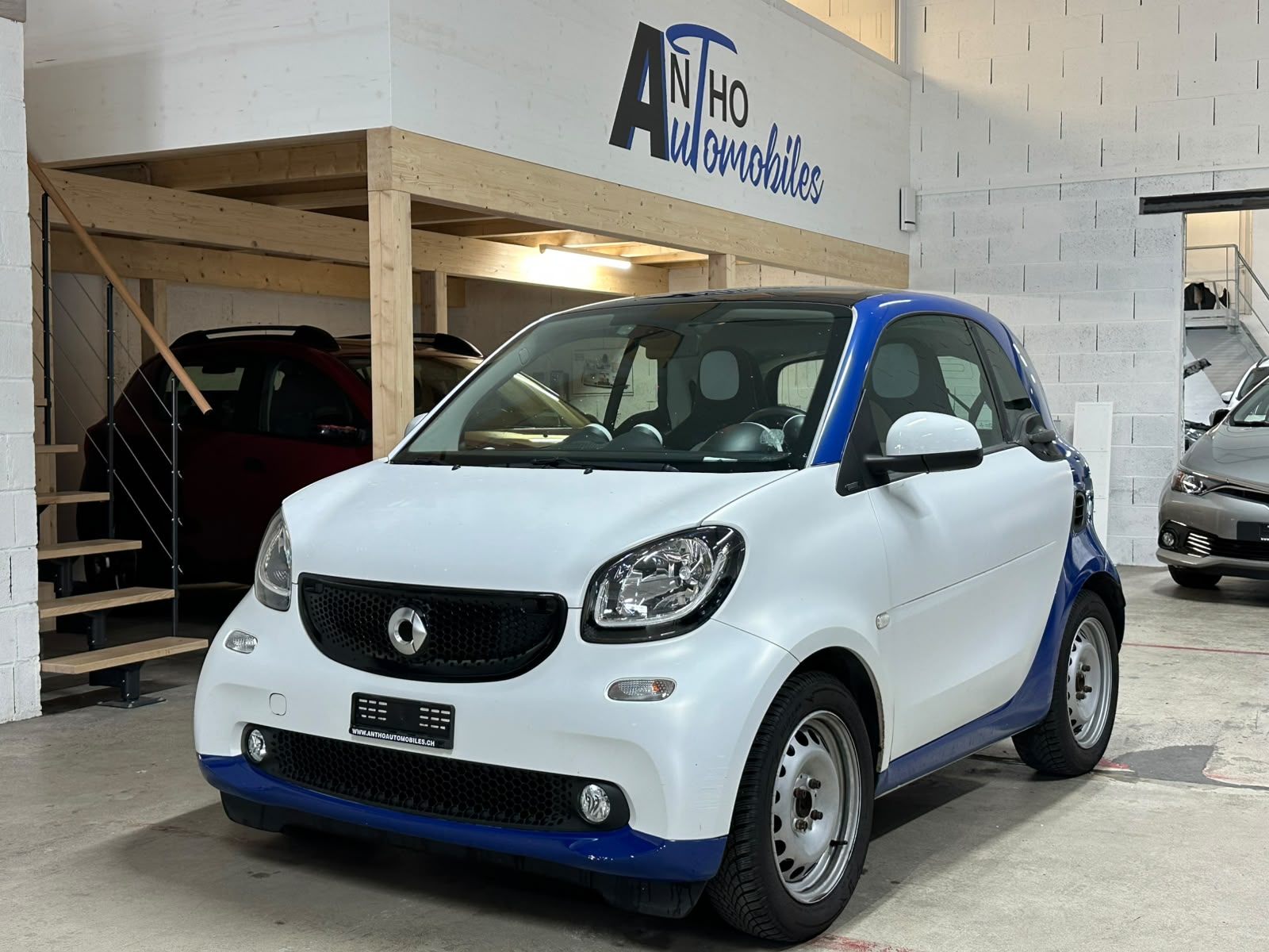 SMART fortwo-image-0