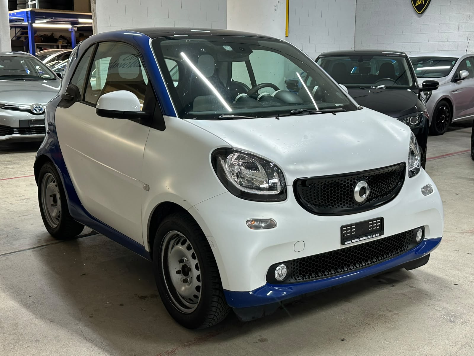 SMART fortwo-image-1