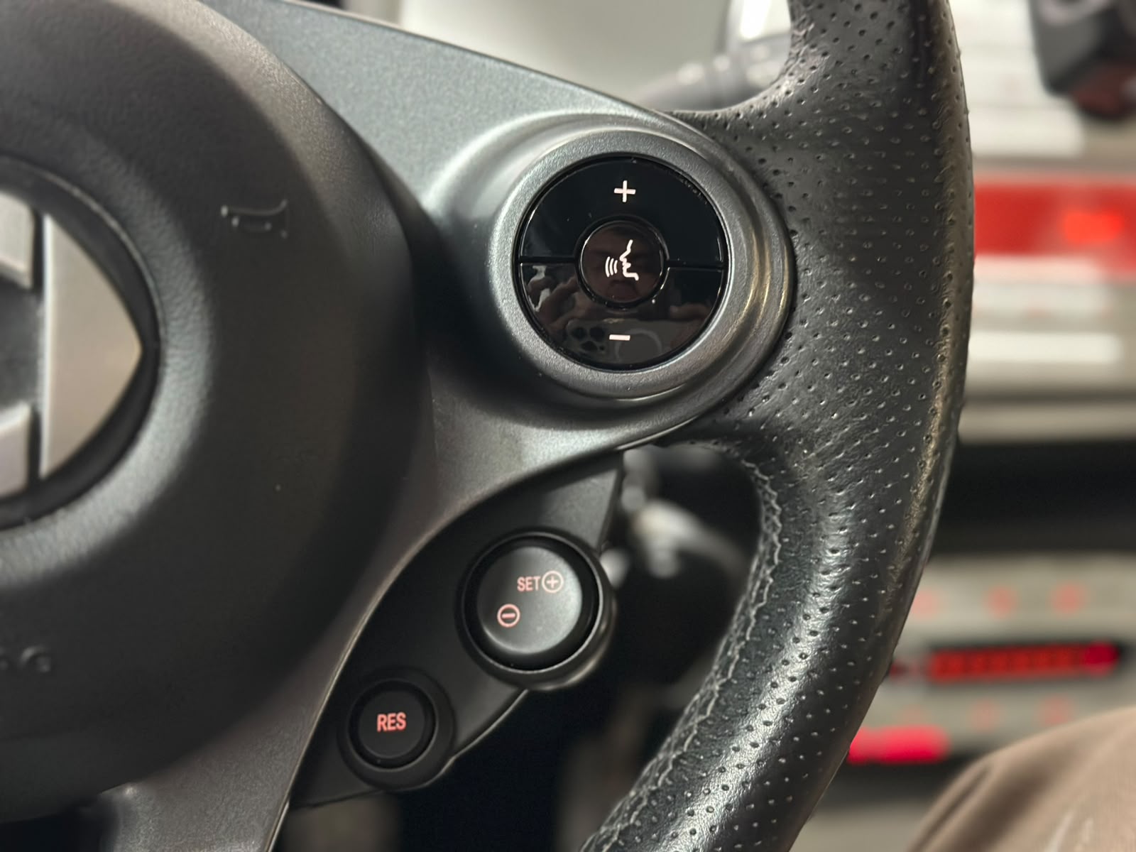 SMART fortwo-image-11