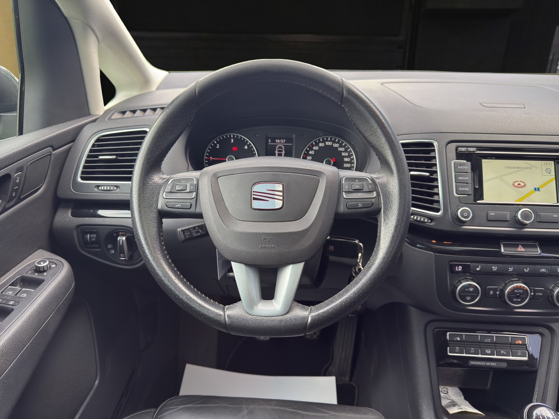 SEAT Alhambra 2.0 TDI Style 4x4-image-11