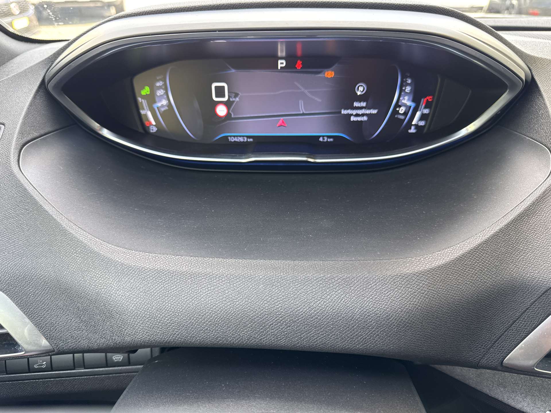 PEUGEOT 3008 2.0 BlueHDi GT EAT-Automat-image-11