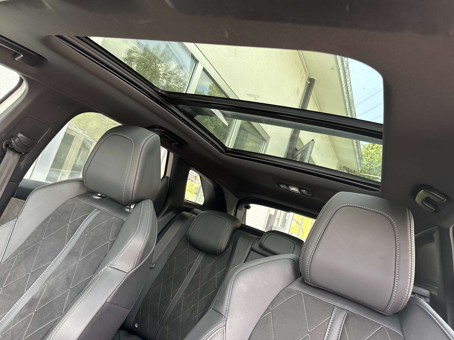 PEUGEOT 3008 2.0 BlueHDi GT EAT-Automat-image-13