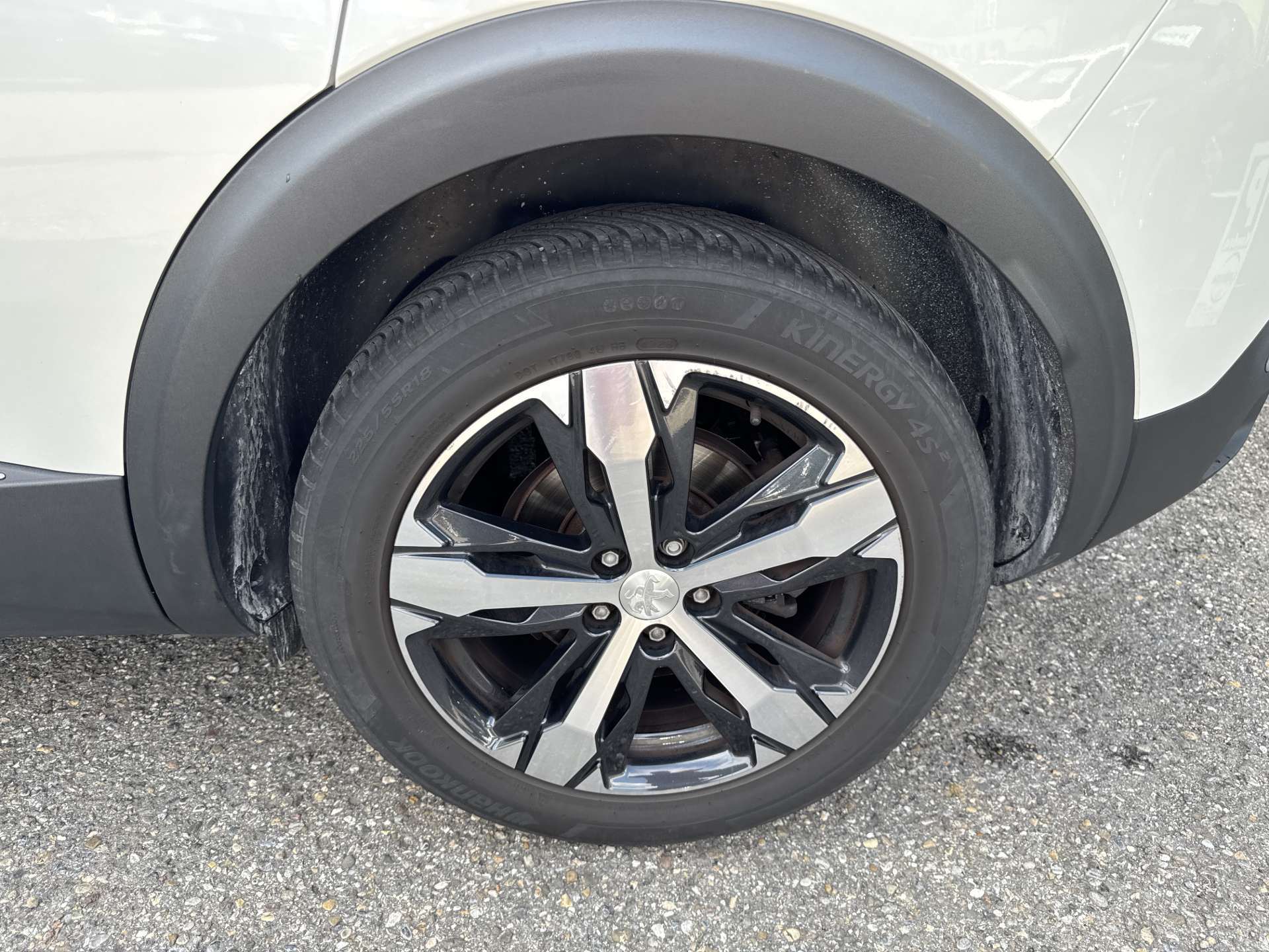 PEUGEOT 3008 2.0 BlueHDi GT EAT-Automat-image-9
