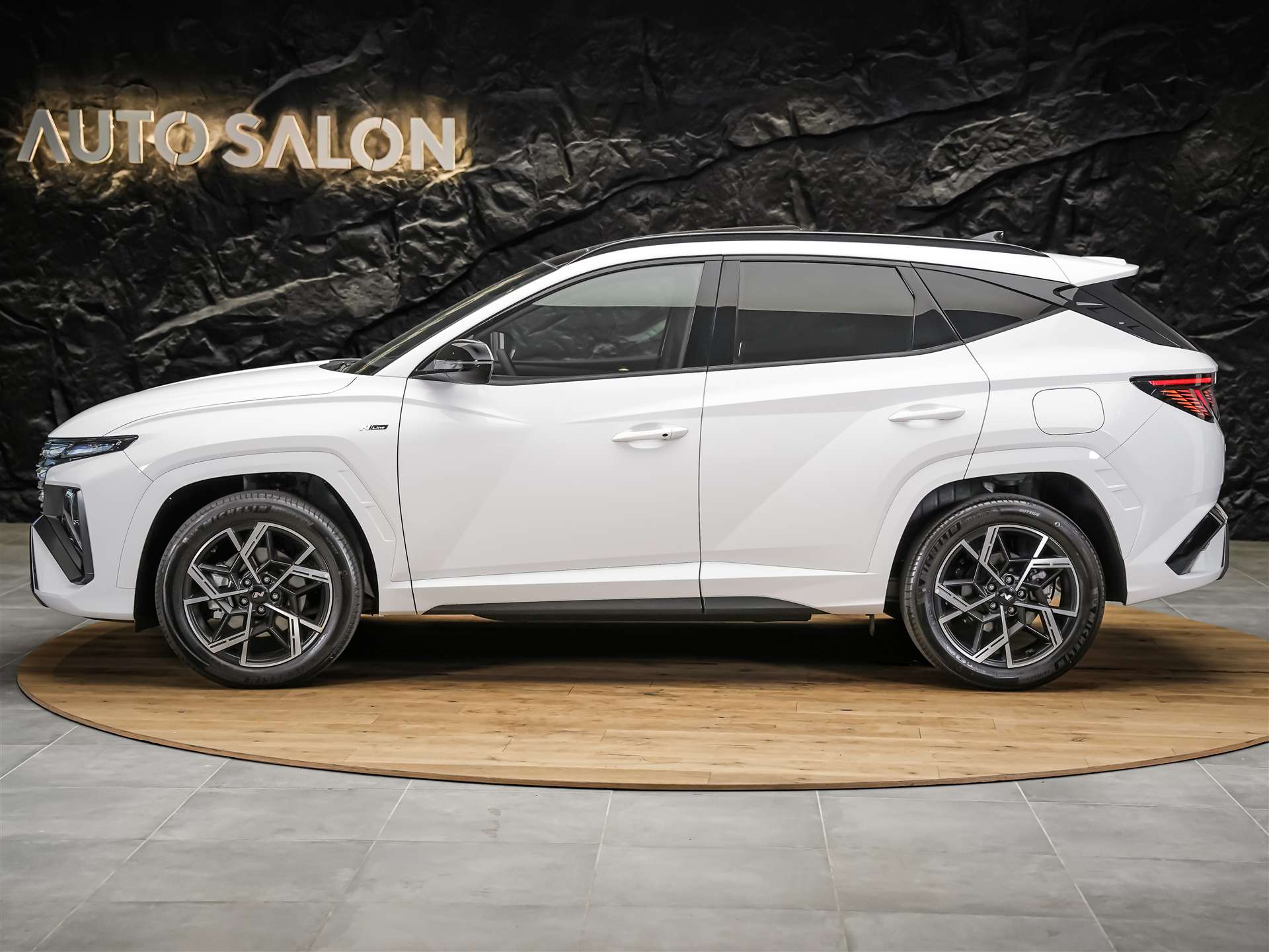 HYUNDAI Tucson 1.6 TGDI HEV N Line 4WD *Werksgarantie*Abstandsregler*Panorama*Lenkradheizung*-image-1