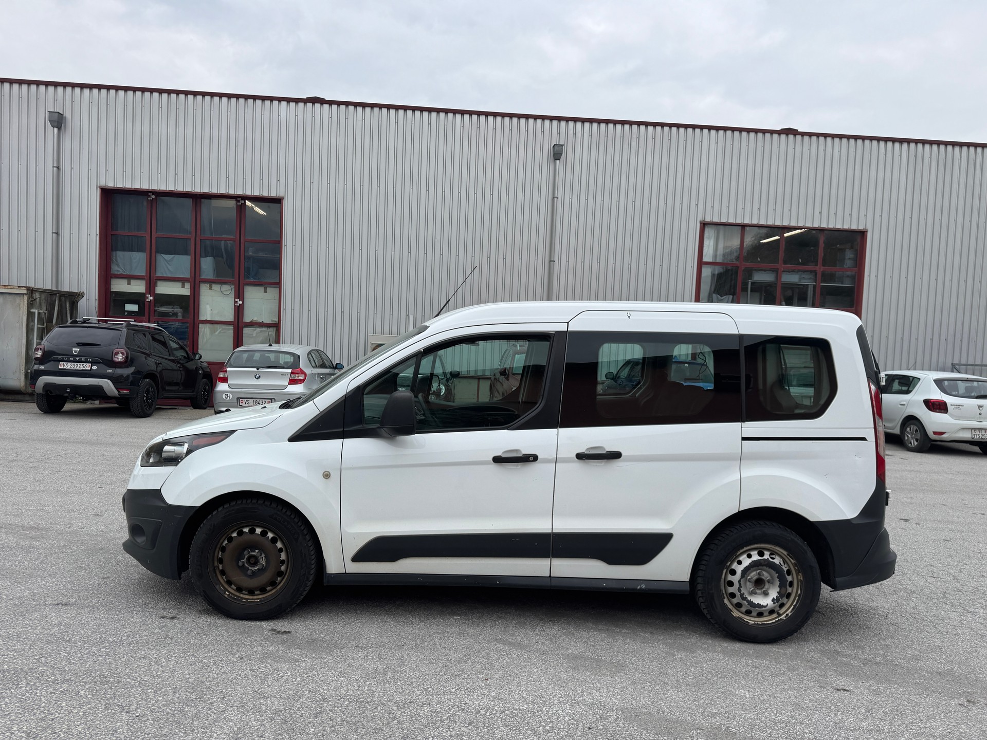 FORD Transit Connect Combi T220 1.5 TDCi Ambiente-image-6