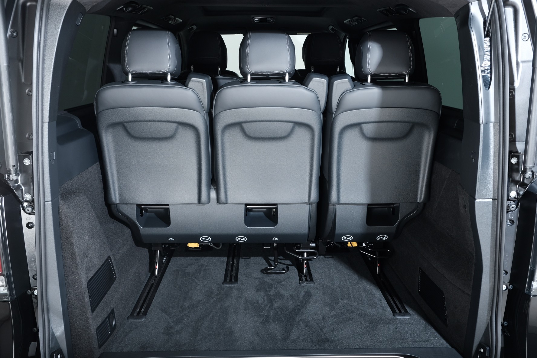 MERCEDES-BENZ V 300 d lang Exclusive 9G-Tronic-image-15