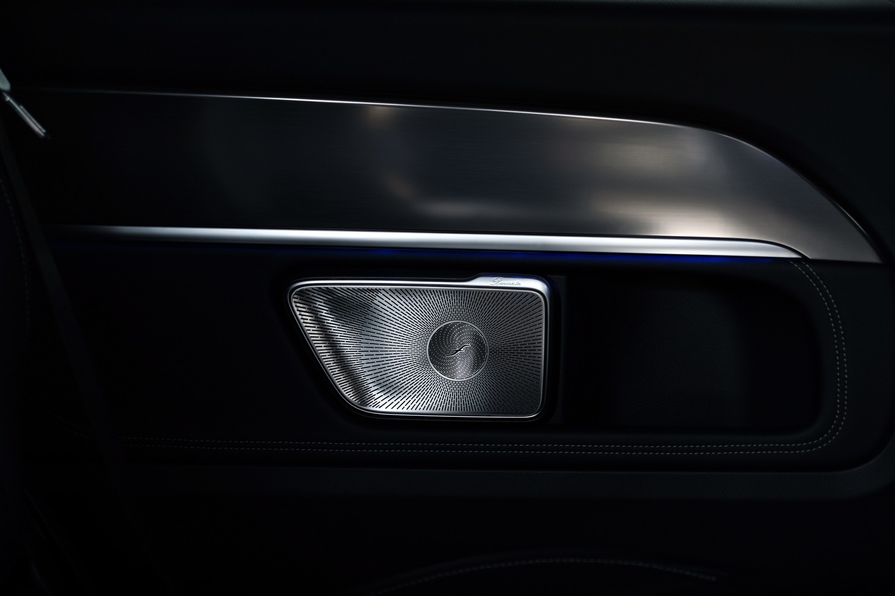 MERCEDES-BENZ V 300 d lang Exclusive 9G-Tronic-image-14