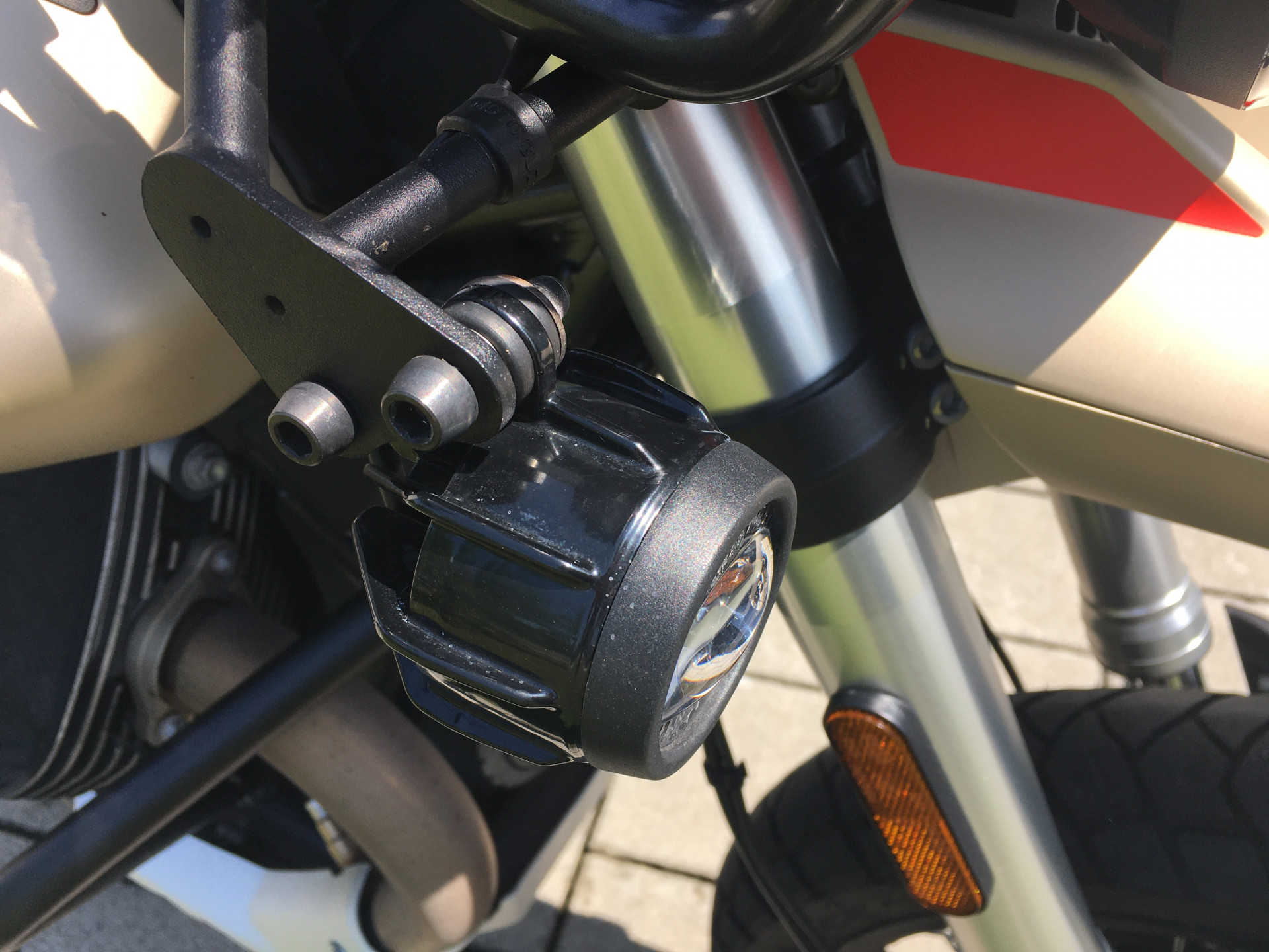MOTO GUZZI V85 TT Travel-image-4