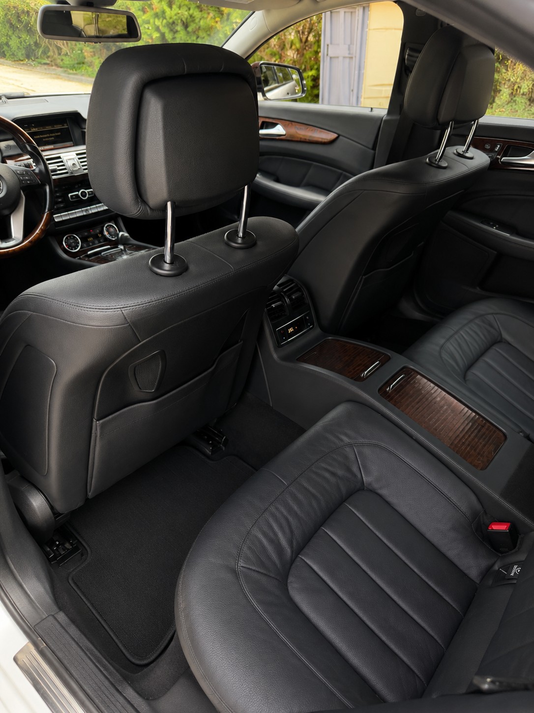 MERCEDES-BENZ CLS 500 4Matic 7G-Tronic-image-5