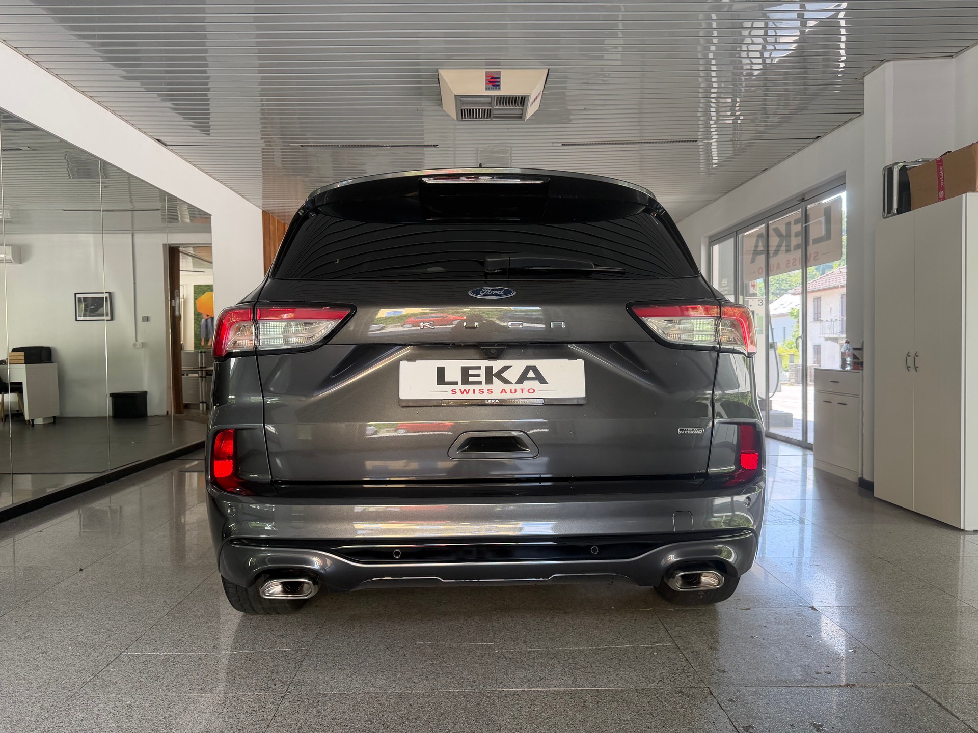 FORD Kuga 2.5 PHEV ST-Line 2WD-image-4