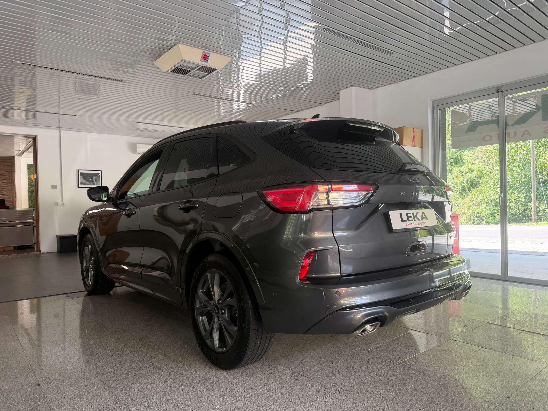 FORD Kuga 2.5 PHEV ST-Line 2WD-image-5