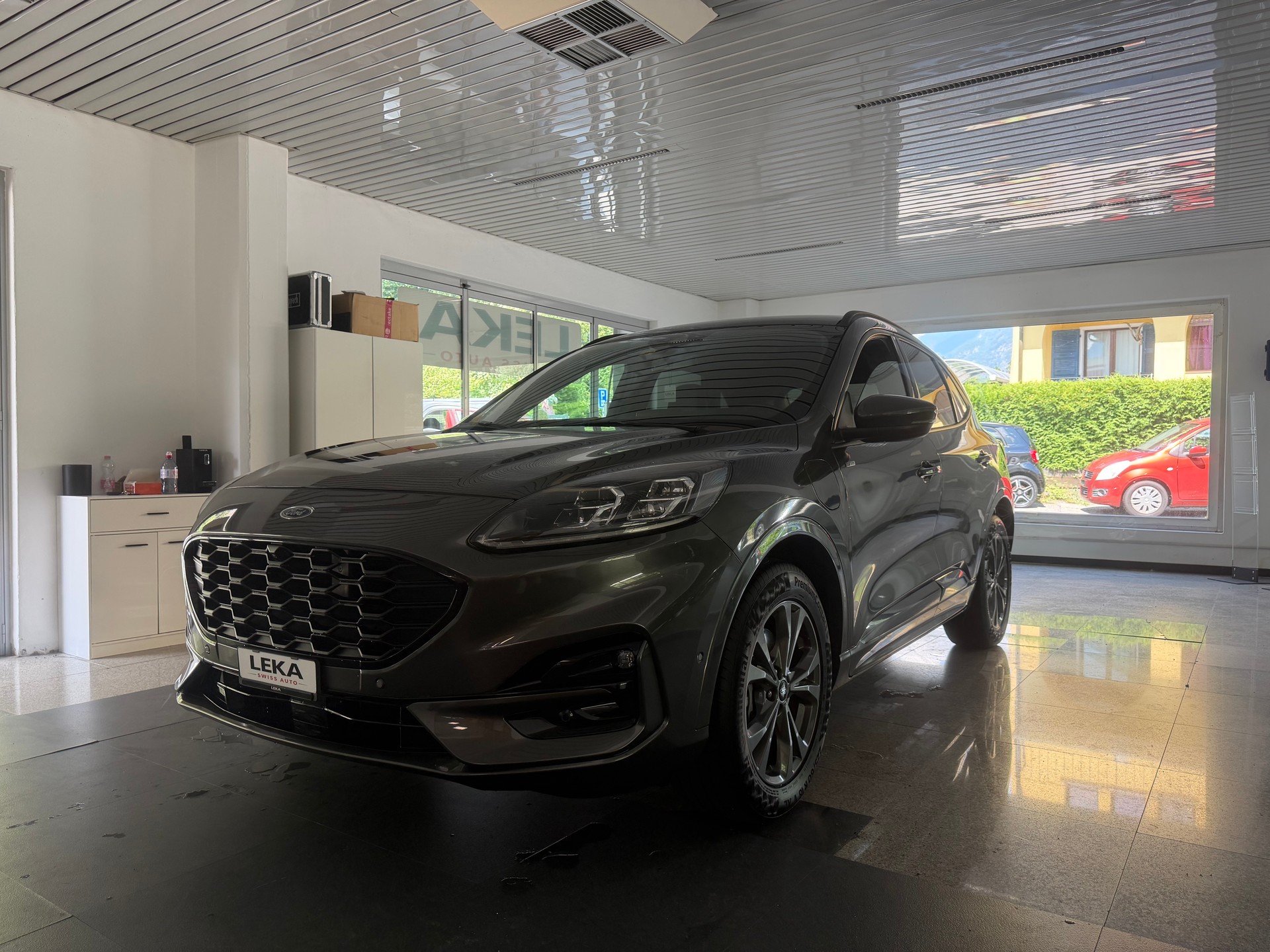 FORD Kuga 2.5 PHEV ST-Line 2WD-image-0