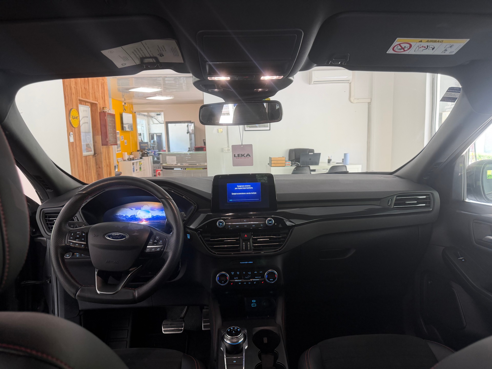 FORD Kuga 2.5 PHEV ST-Line 2WD-image-8