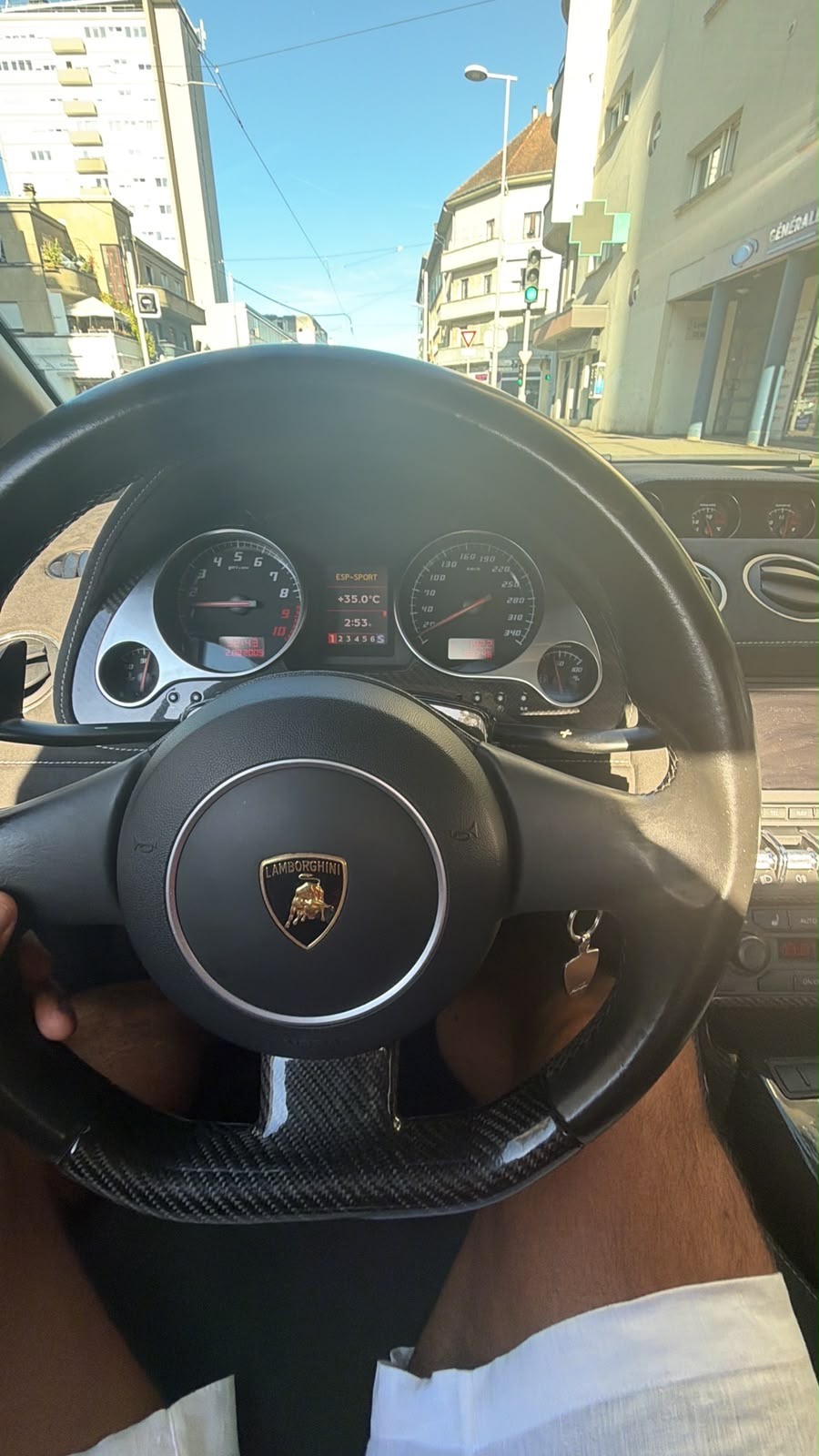LAMBORGHINI Gallardo LP560-4 Spyder E-Gear-image-4
