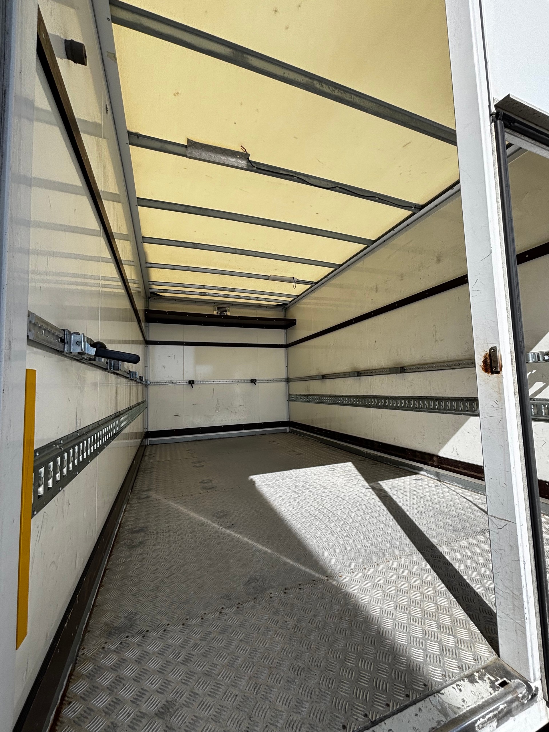 MERCEDES-BENZ Sprinter 516 CDI Lang-image-14