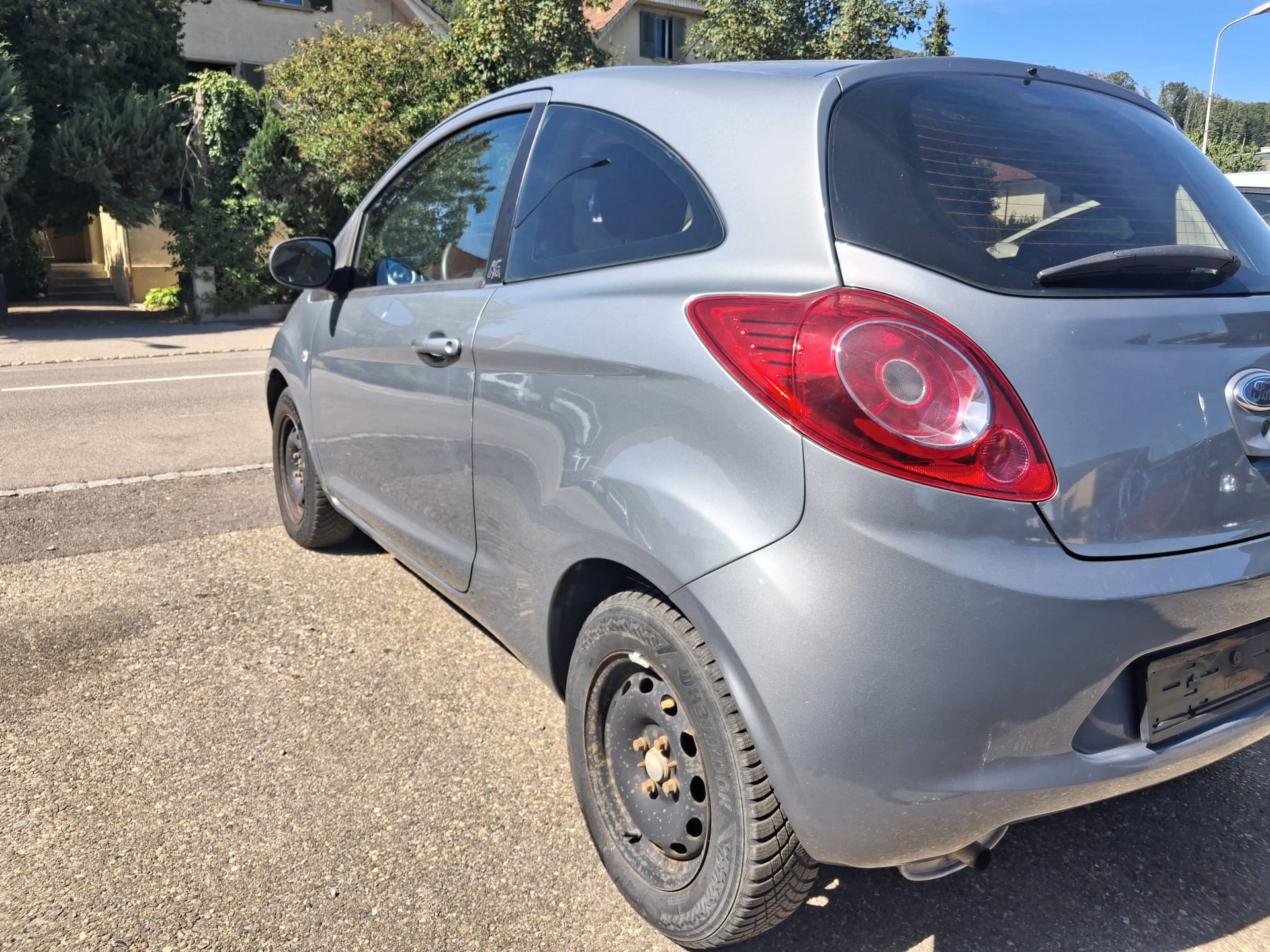 FORD KA 1.25 Titanium-image-6