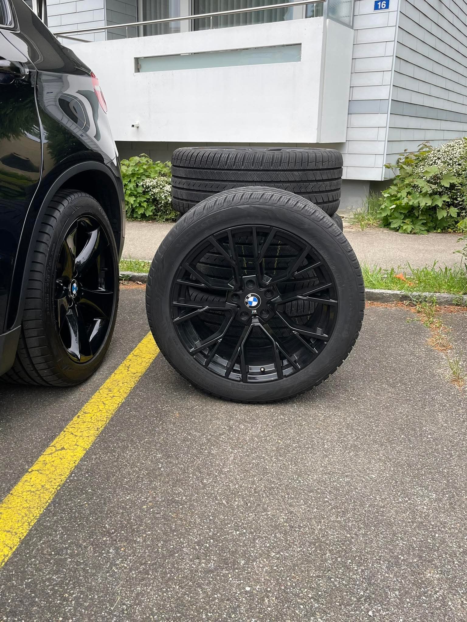 BMW 40d xDrive-image-5