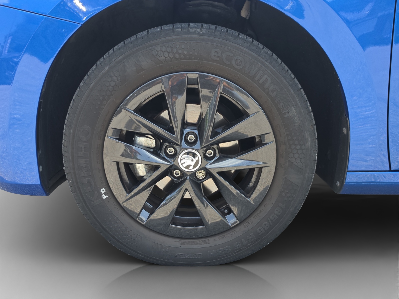 SKODA Fabia 1.0 TSI Ambition-image-13