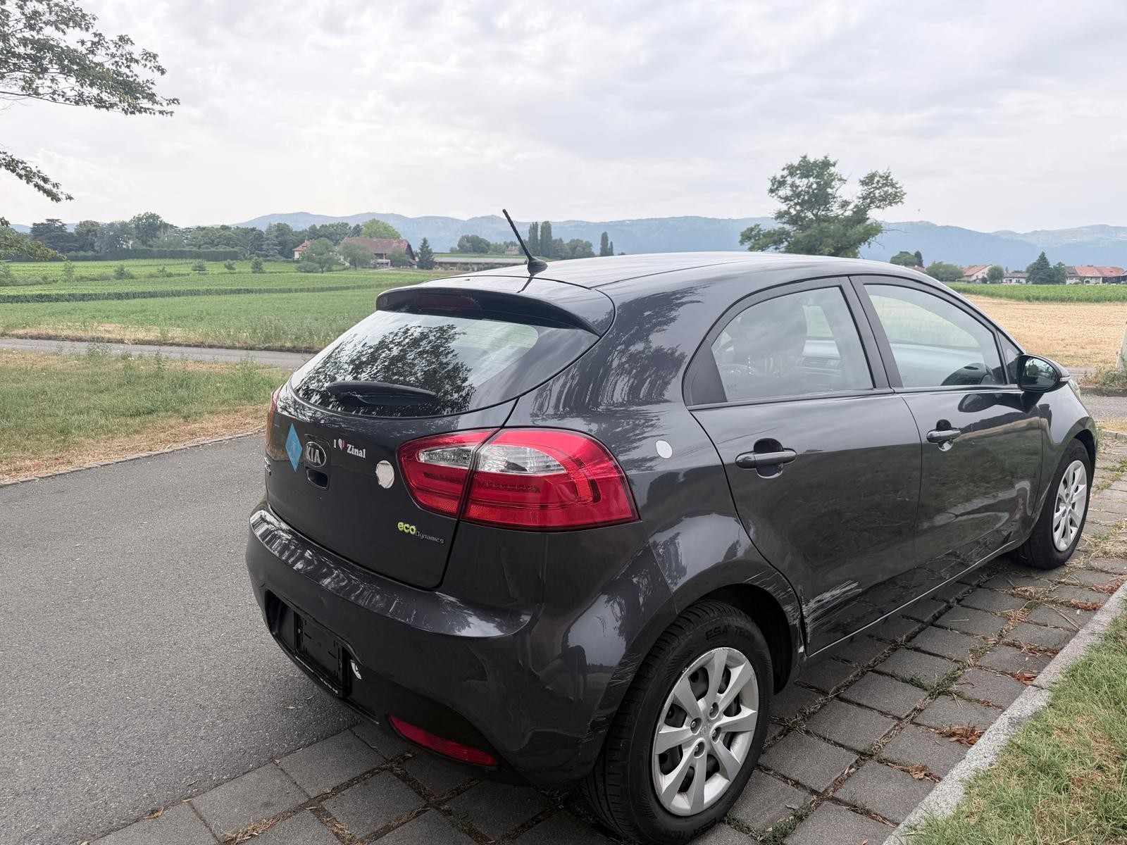 KIA Rio 1.4 CVVT Trend-image-3