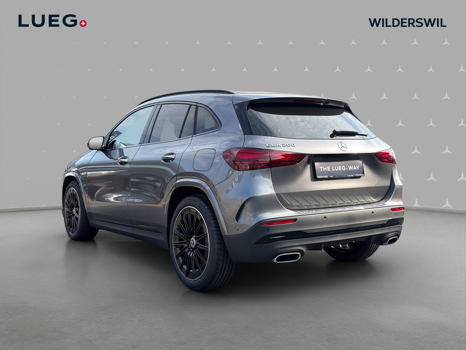 MERCEDES-BENZ GLA 200 Night Star 7G-DCT-image-2