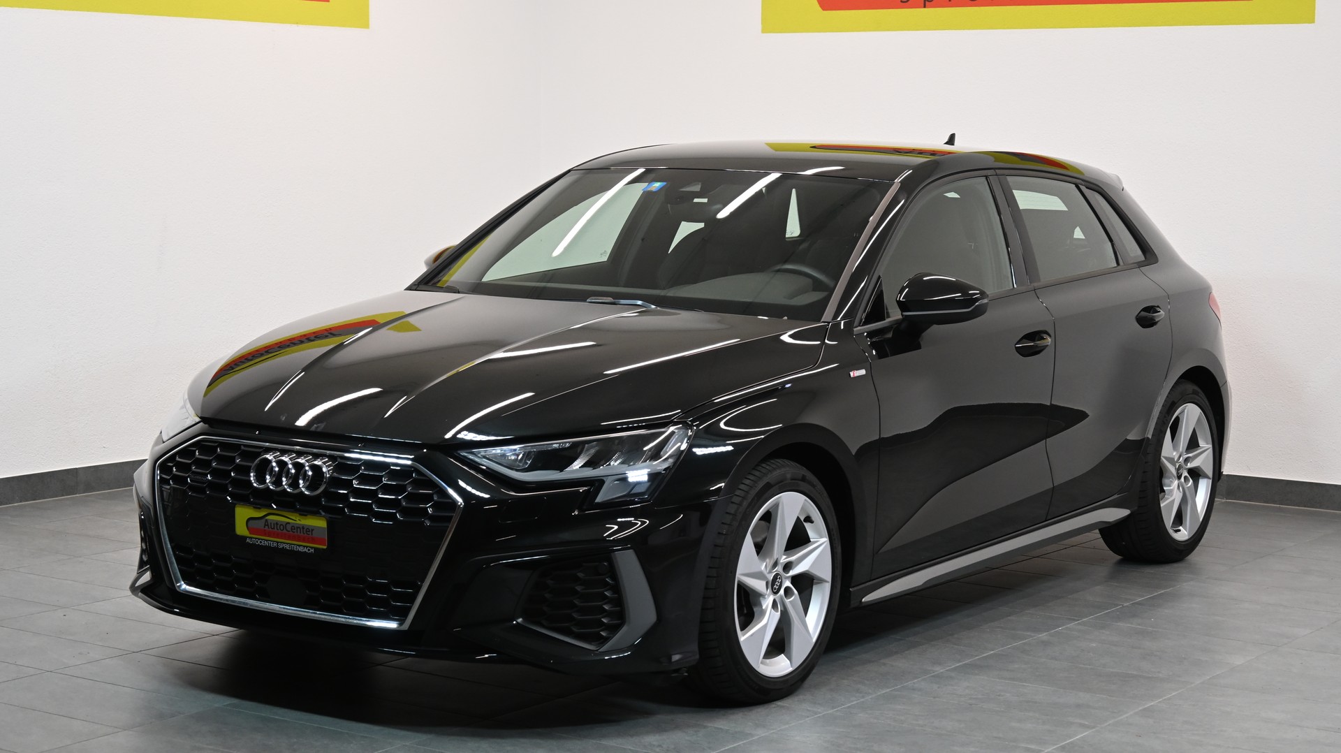 AUDI A3 Sportback 40 TDI S line S-tronic quattro-image-1