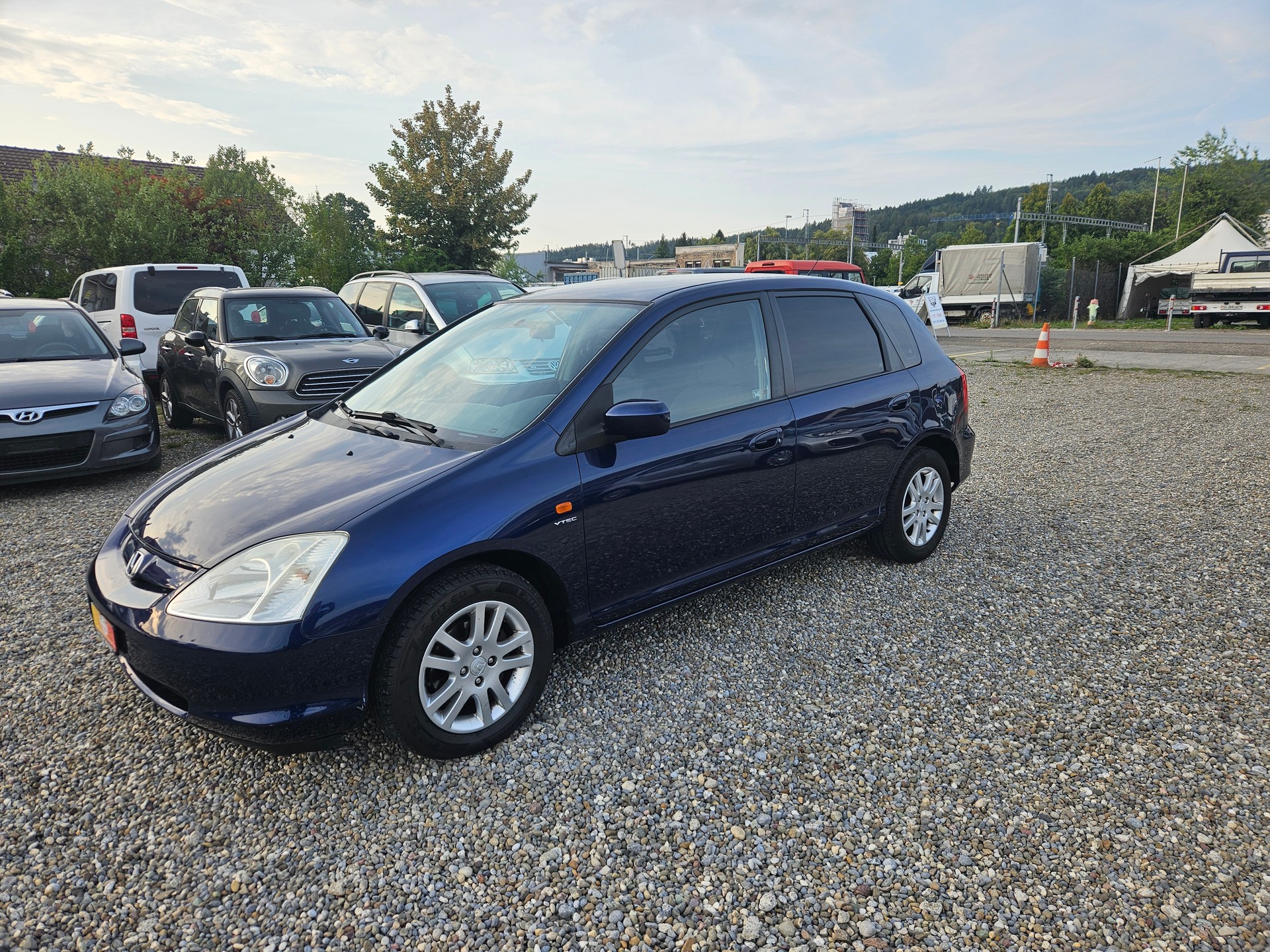 HONDA Civic 1.6i ES-image-0