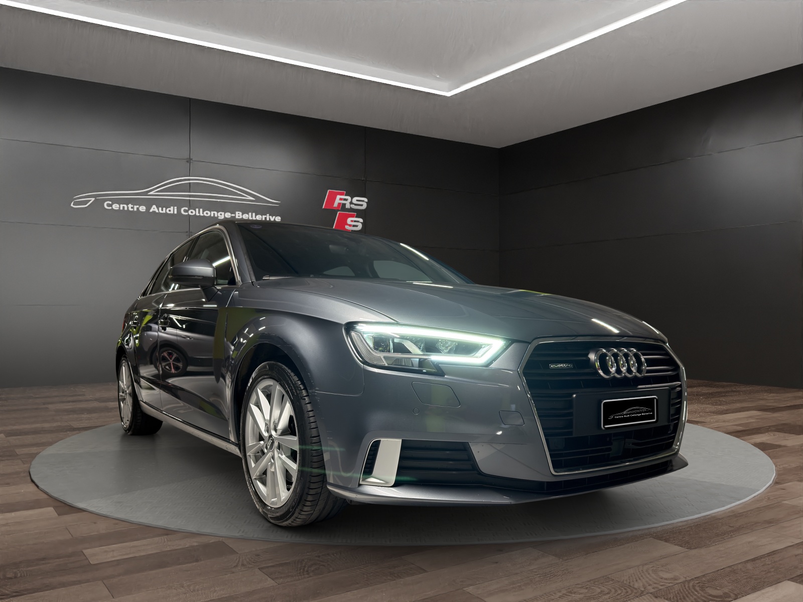 AUDI A3 Sportback 2.0 TFSI Sport quattro S-tronic-image-4