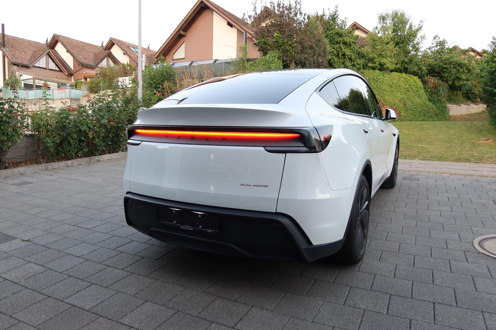 TESLA Long Range D-image-2