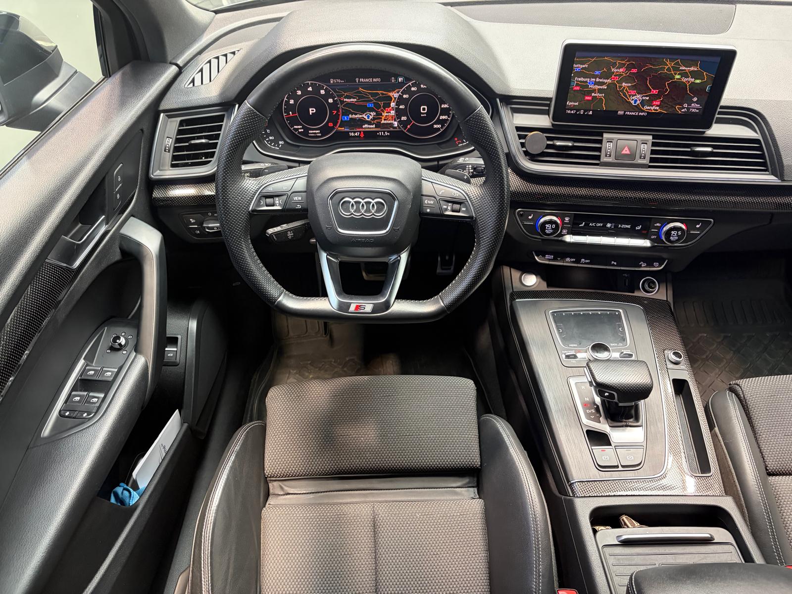 AUDI Q5 45 TFSI sport quattro S-tronic - Pack S-Line Compétition-image-16