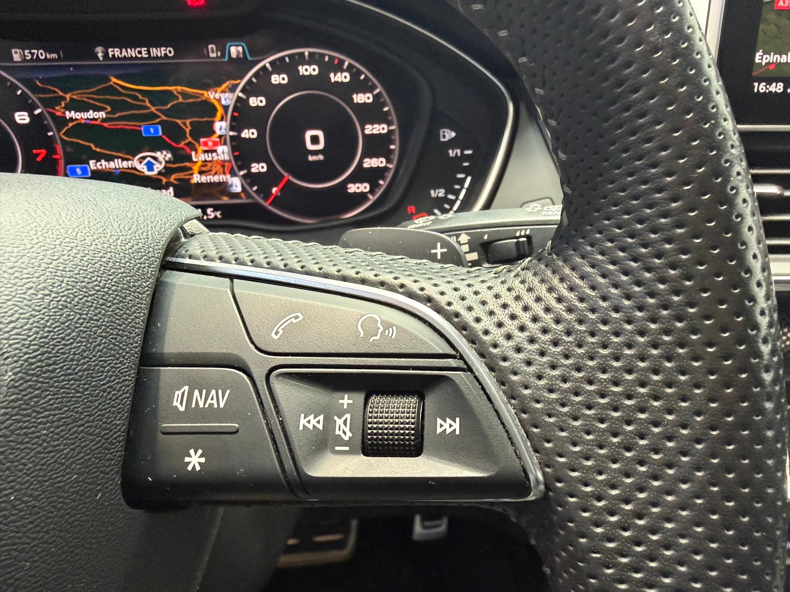 AUDI Q5 45 TFSI sport quattro S-tronic - Pack S-Line Compétition-image-19